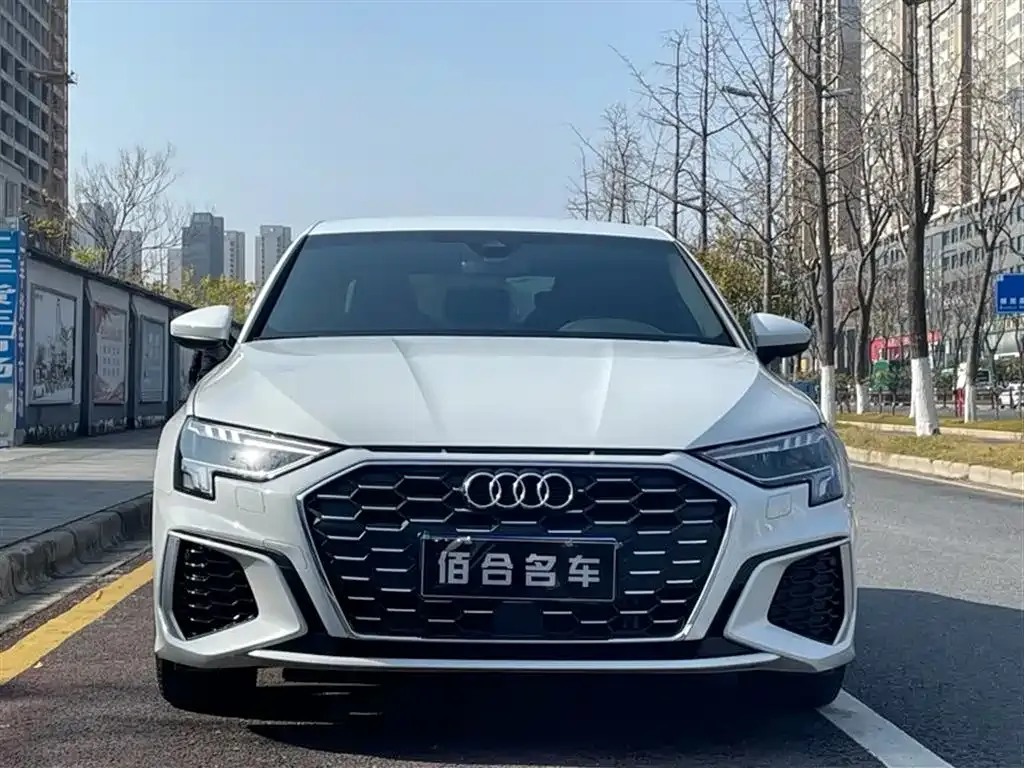 Audi A3 2022 из CN, фото 3