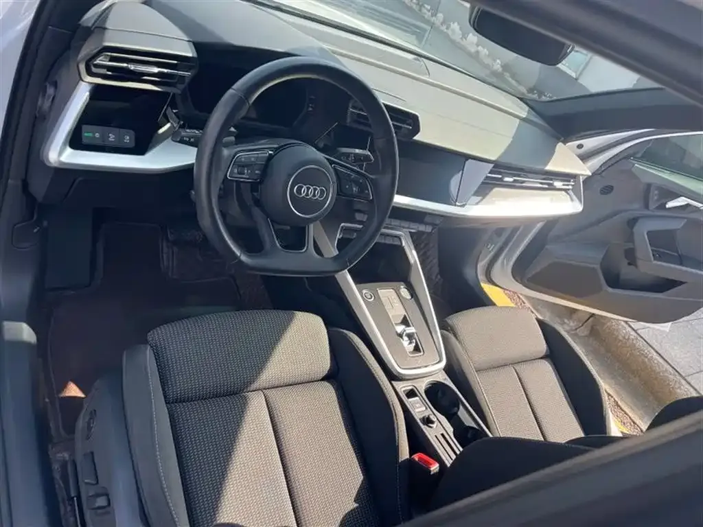 Audi A3 2022 из CN, фото 2