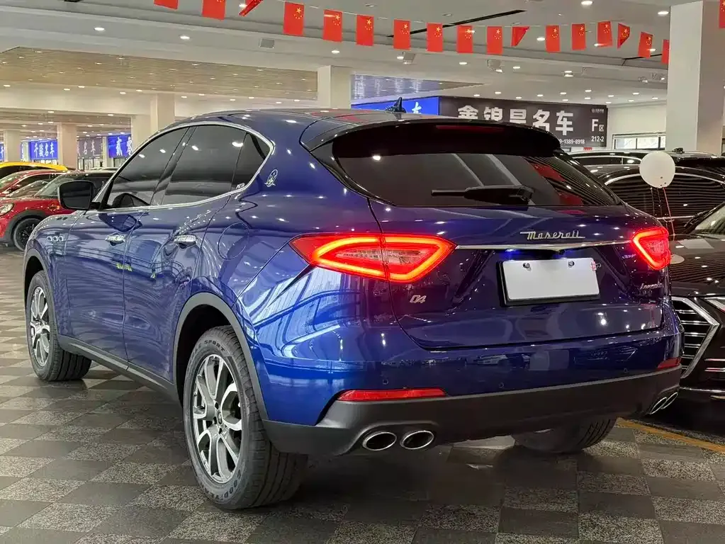 Maserati Levante — фото 7