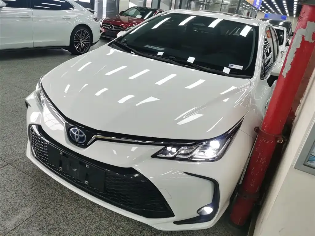 Toyota Corolla 2023 из CN, фото 4