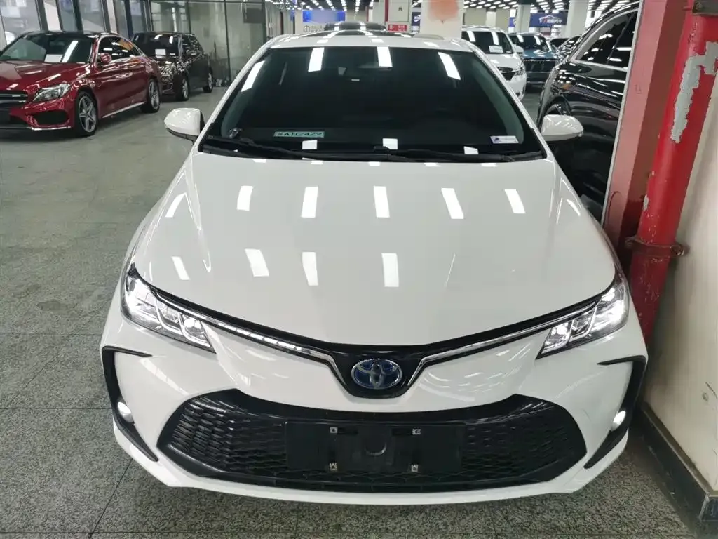 Toyota Corolla 2023 из CN, фото 6