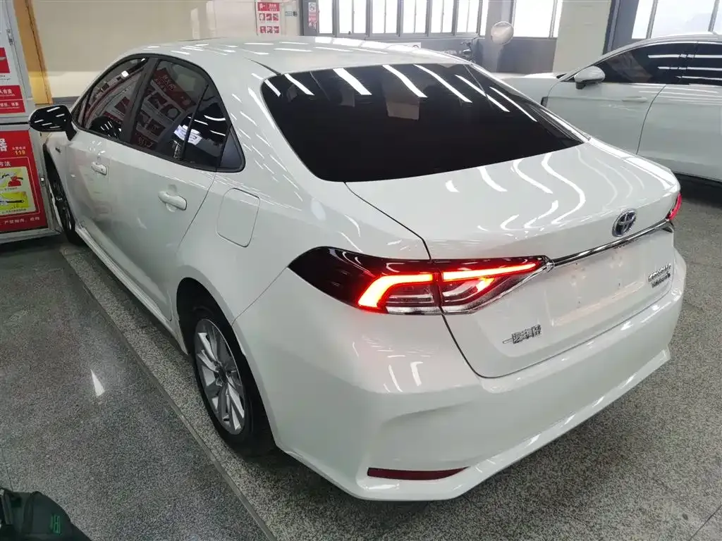 Toyota Corolla 2023 из CN, фото 10