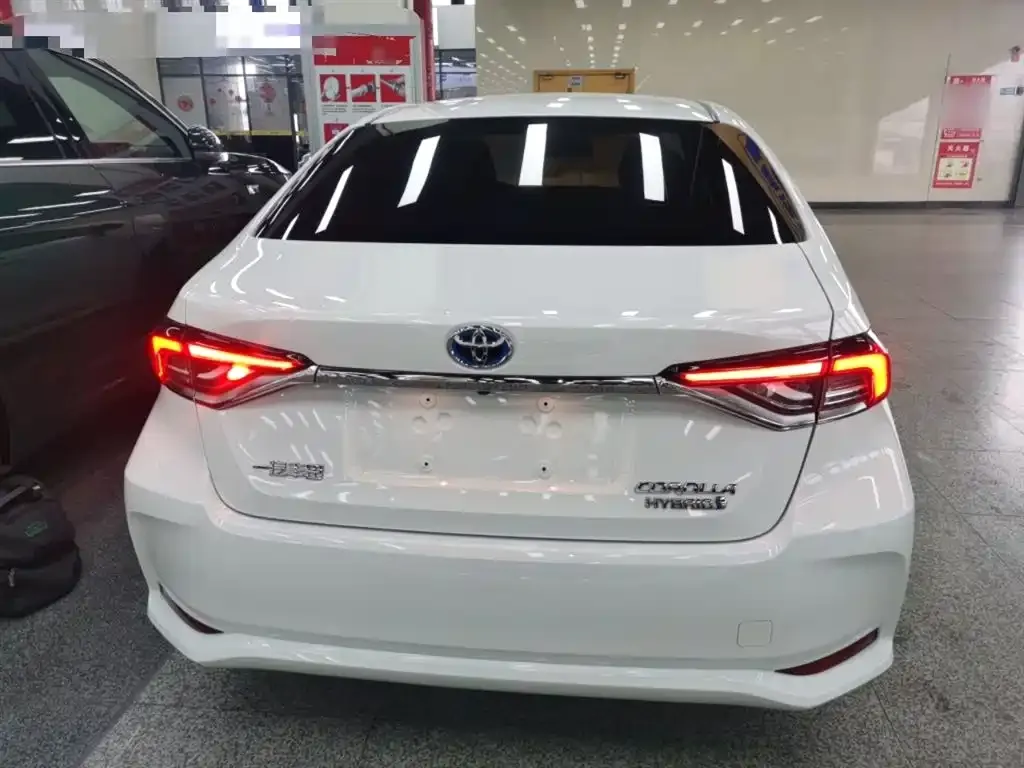 Toyota Corolla 2023 из CN, фото 8