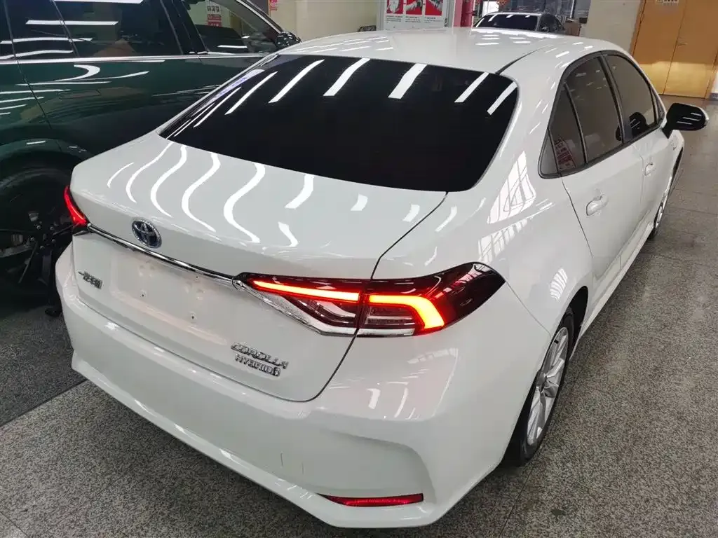 Toyota Corolla 2023 из CN, фото 9