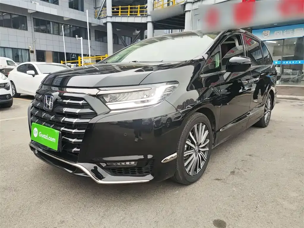 Honda Elysion 2025 из CN, фото 4