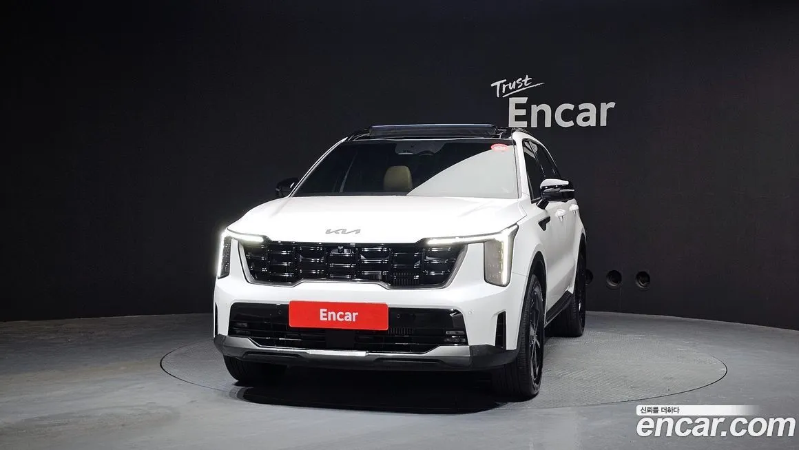 Kia Sorento — фото 8