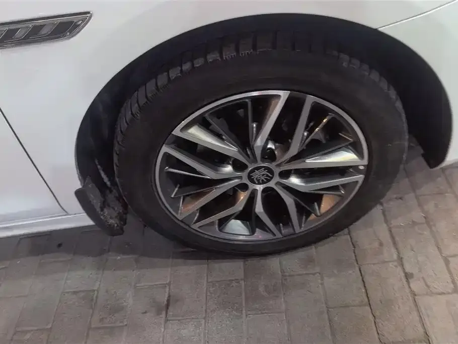 BYD Qin PLUS 2023 из CN, фото 3
