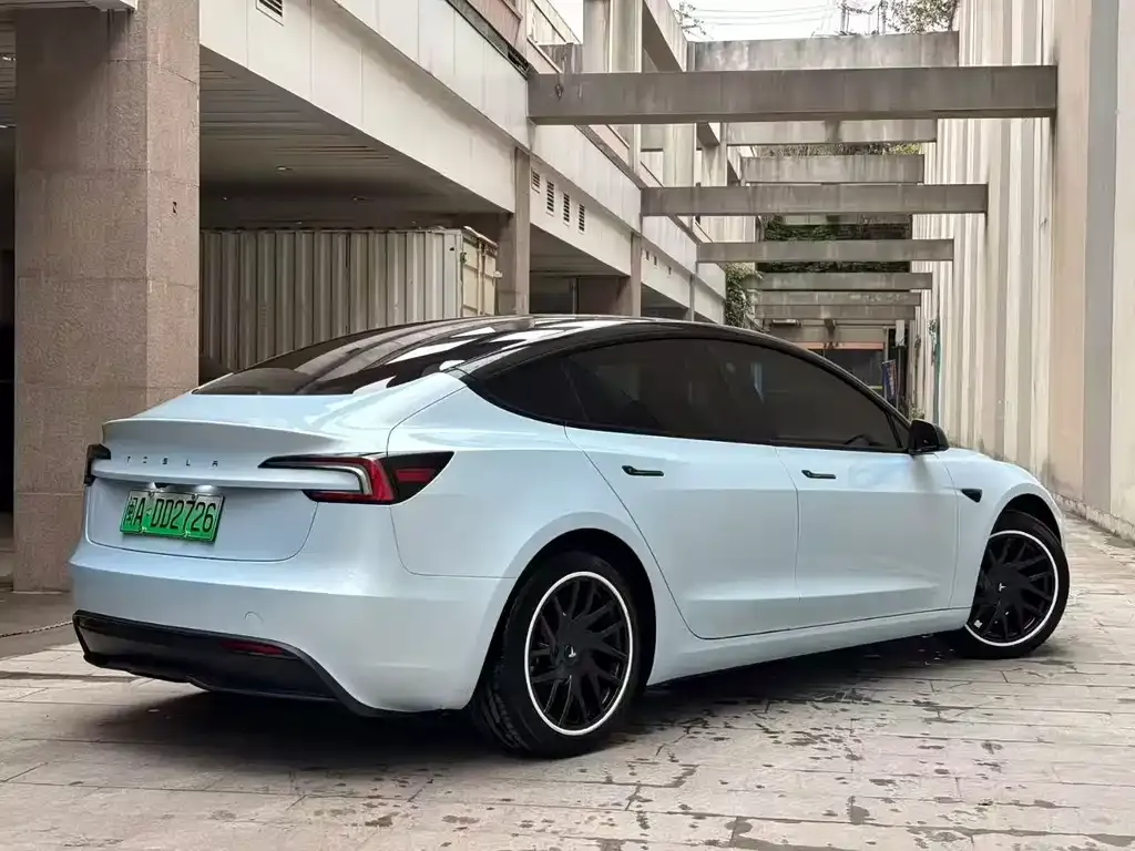 Tesla Model 3 2024 из CN, фото 8