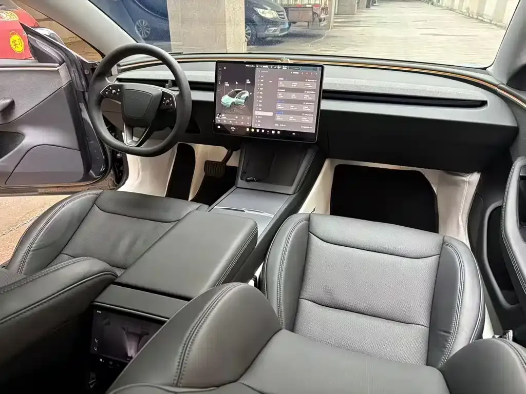 Tesla Model 3 2024 из CN, фото 3