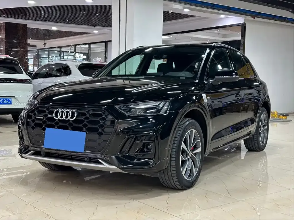 Audi Q5L 2024 из CN, фото 1