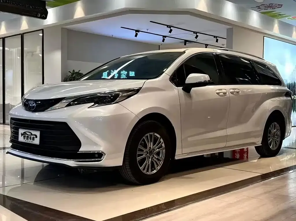 Toyota Sienna 2022 из CN, фото 7