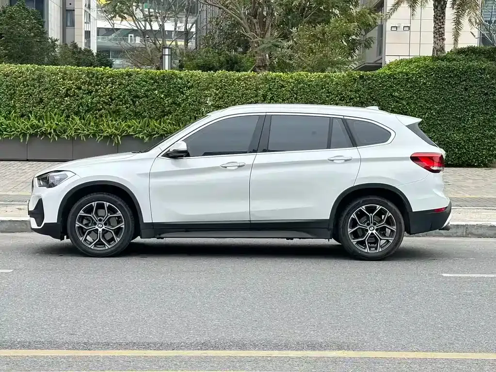 BMW X1 2022 из CN, фото 7