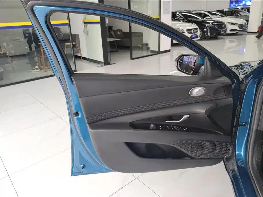 Hyundai Elantra 2021 из CN, фото 9