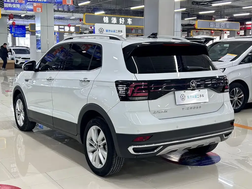 Volkswagen T-Cross — фото 6