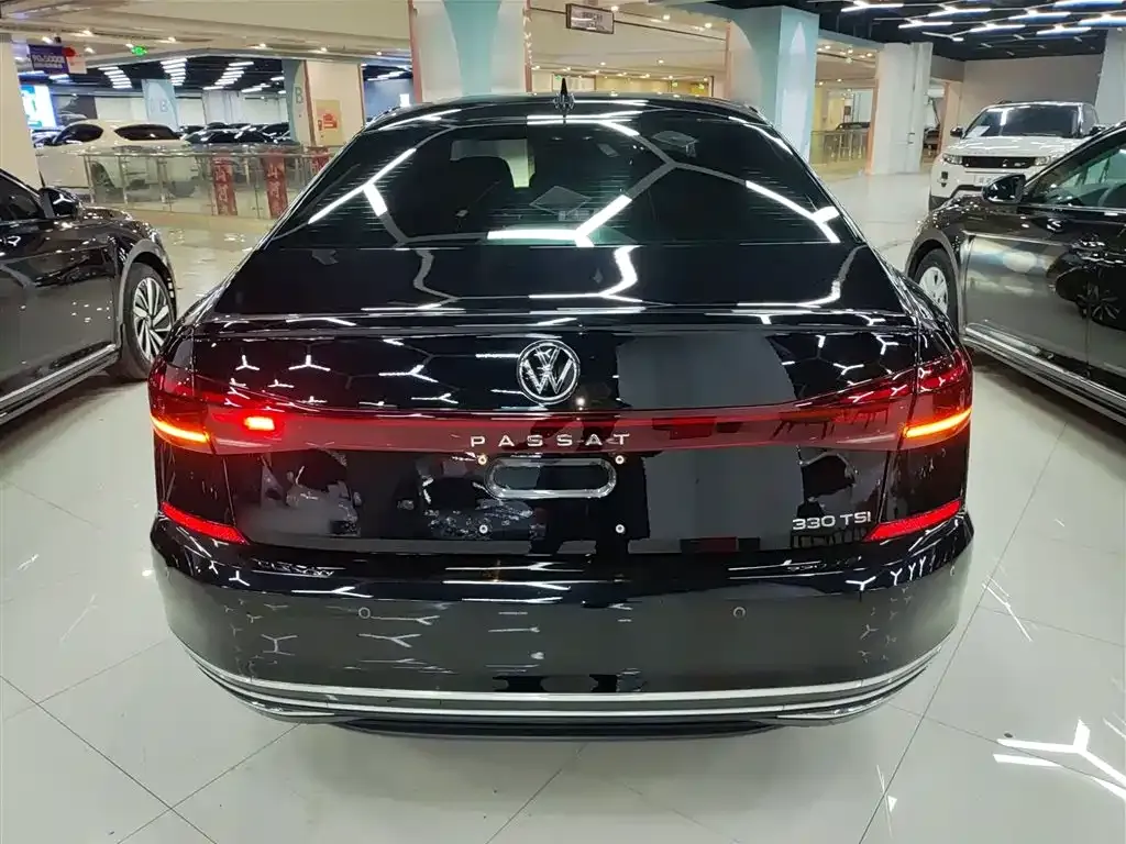 Volkswagen Passat 2022 из CN, фото 2