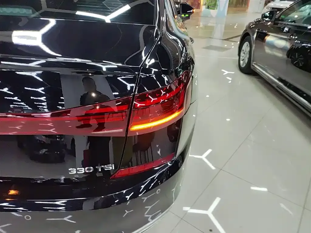 Volkswagen Passat 2022 из CN, фото 5