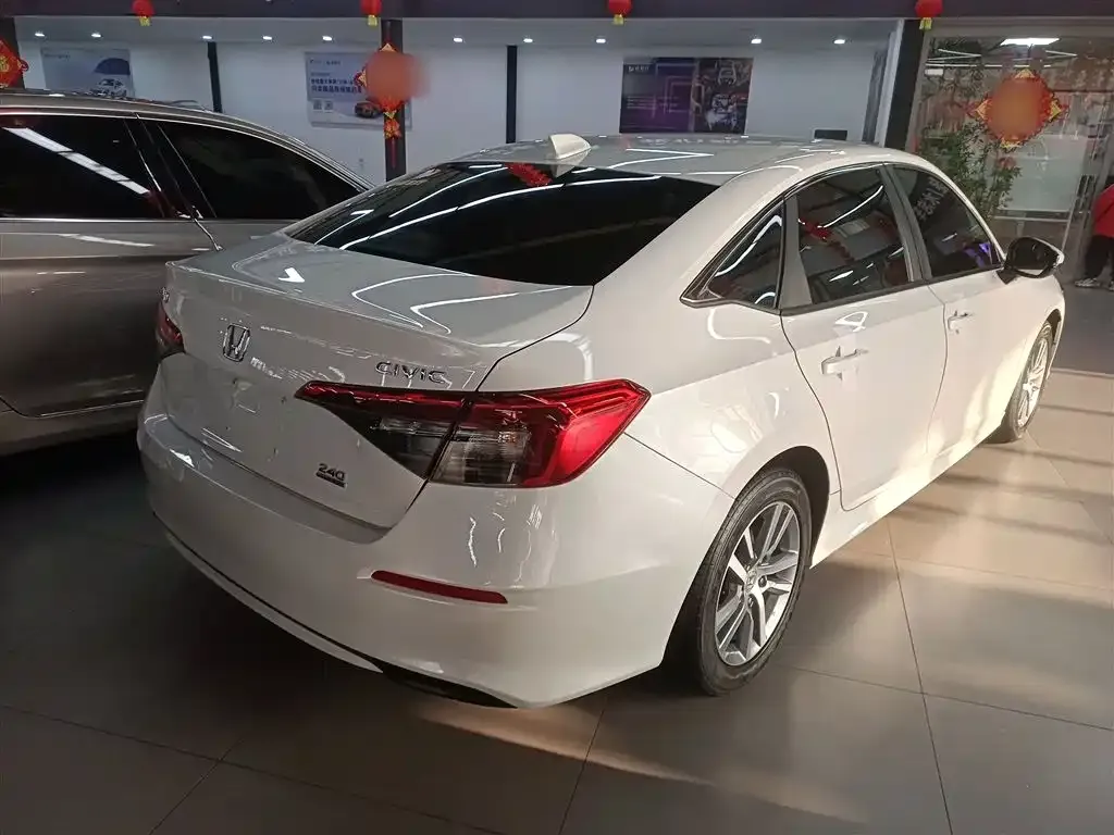 Honda Civic 2023 из CN, фото 3