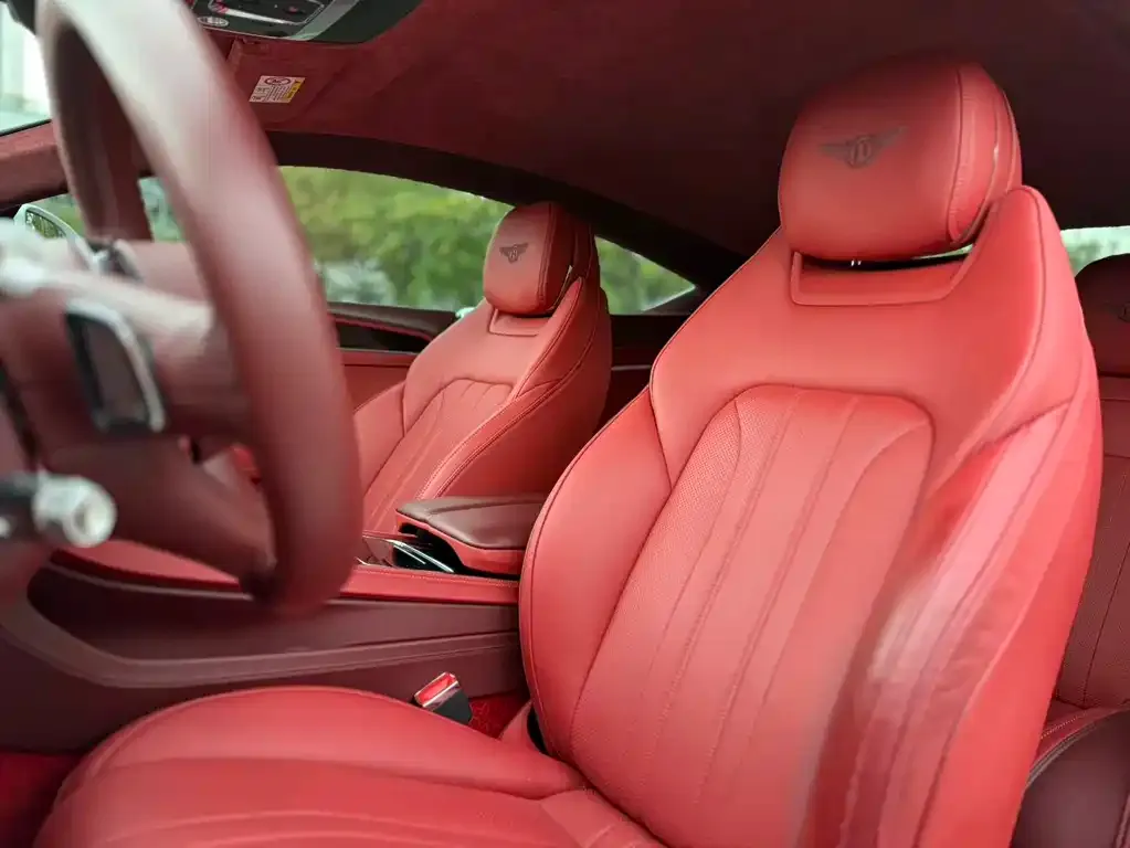 Bentley Continental 2021 из CN, фото 3