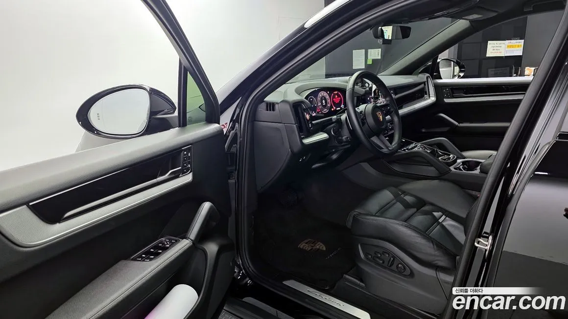 Porsche Cayenne 2024 из KR, фото 7