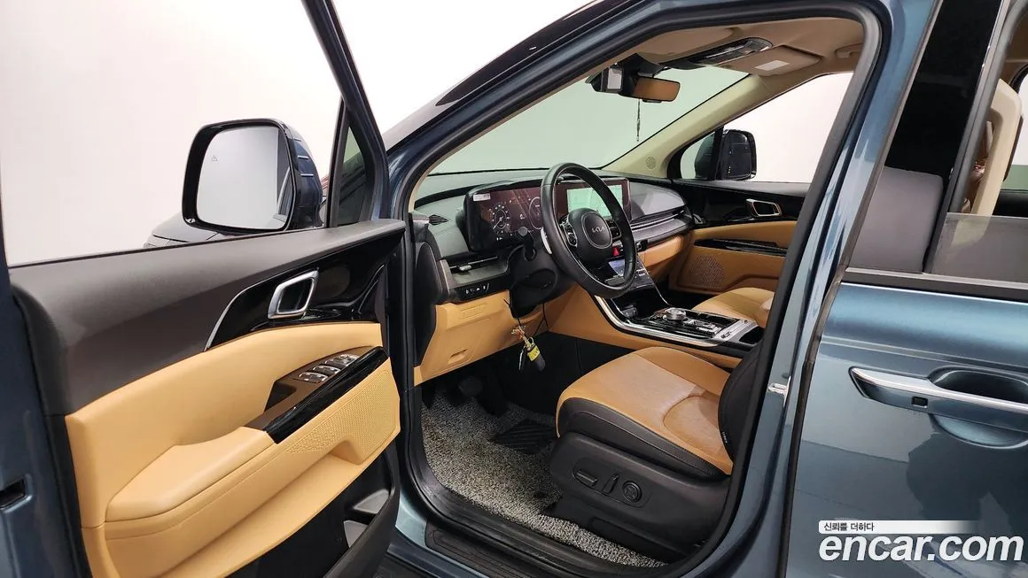 Kia Carnival 2023 из KR, фото 2