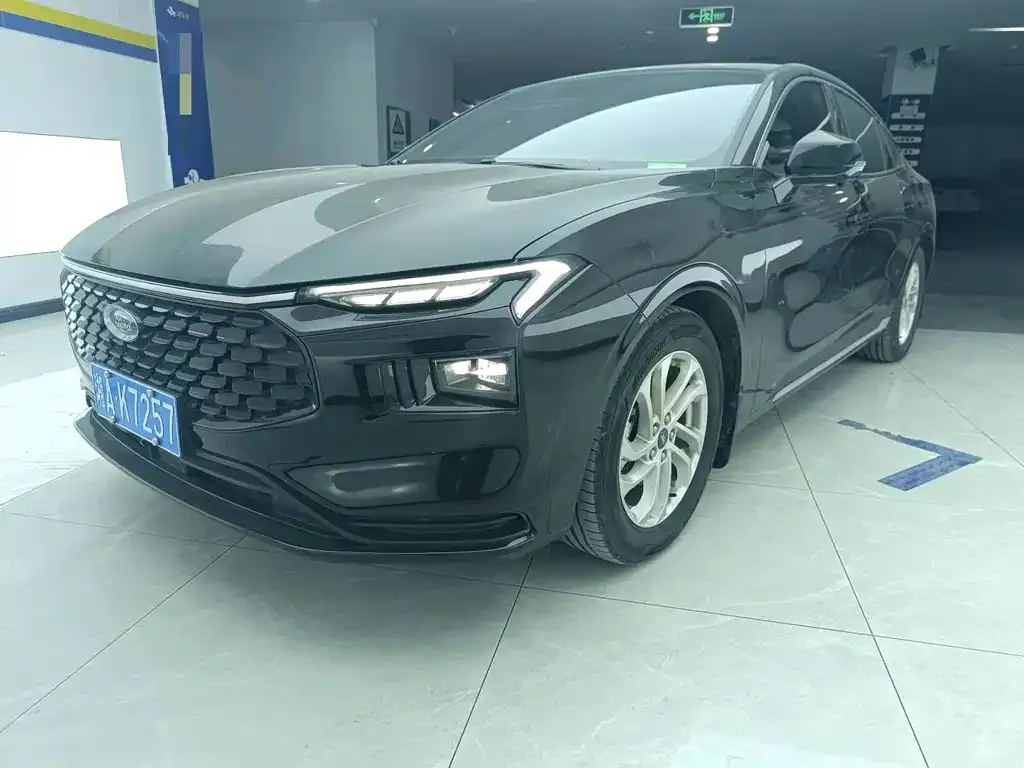 Ford Mondeo 2023 из CN, фото 1