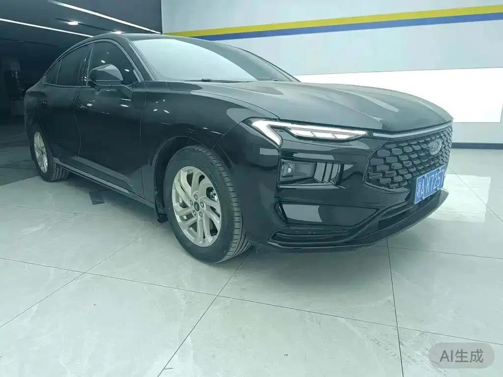 Ford Mondeo 2023 из CN, фото 3