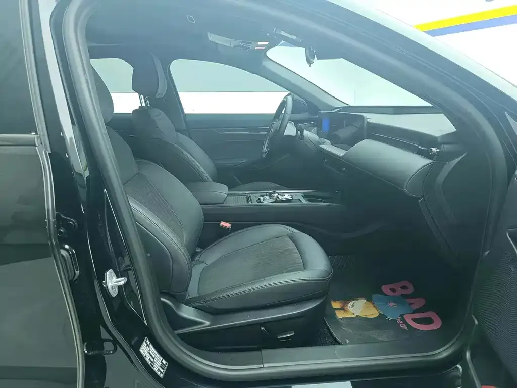 Ford Mondeo 2023 из CN, фото 2