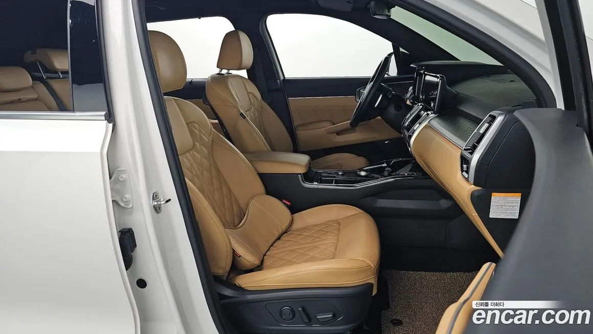 Kia Sorento — фото 9