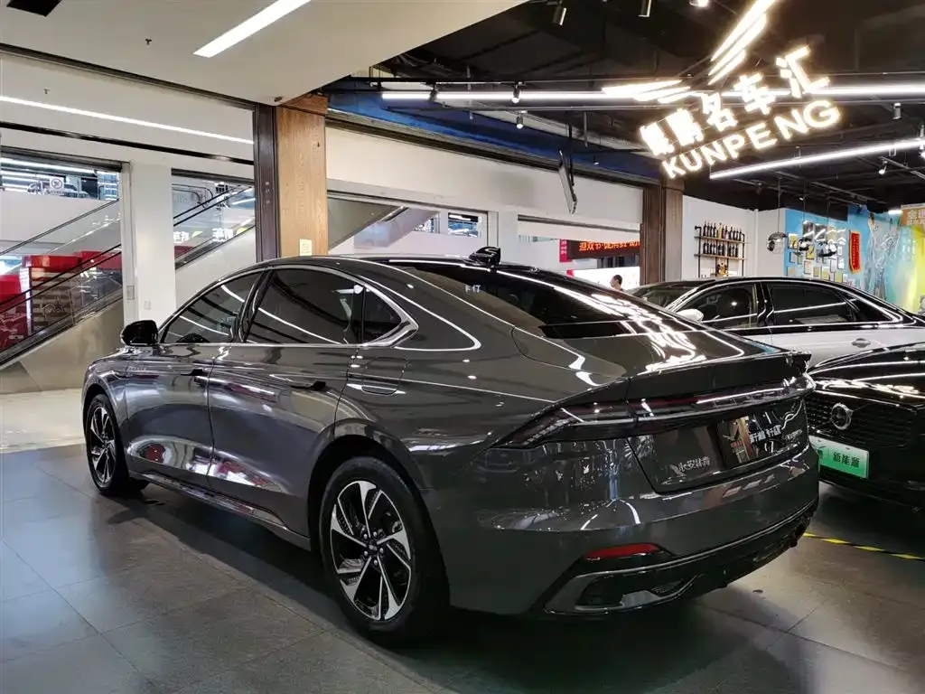 Lincoln Z 2022 из CN, фото 9