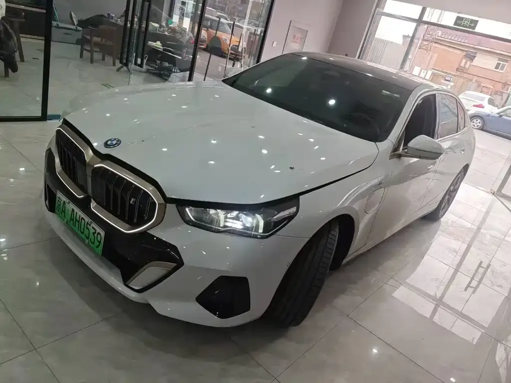 BMW i5 2024 из CN, фото 1