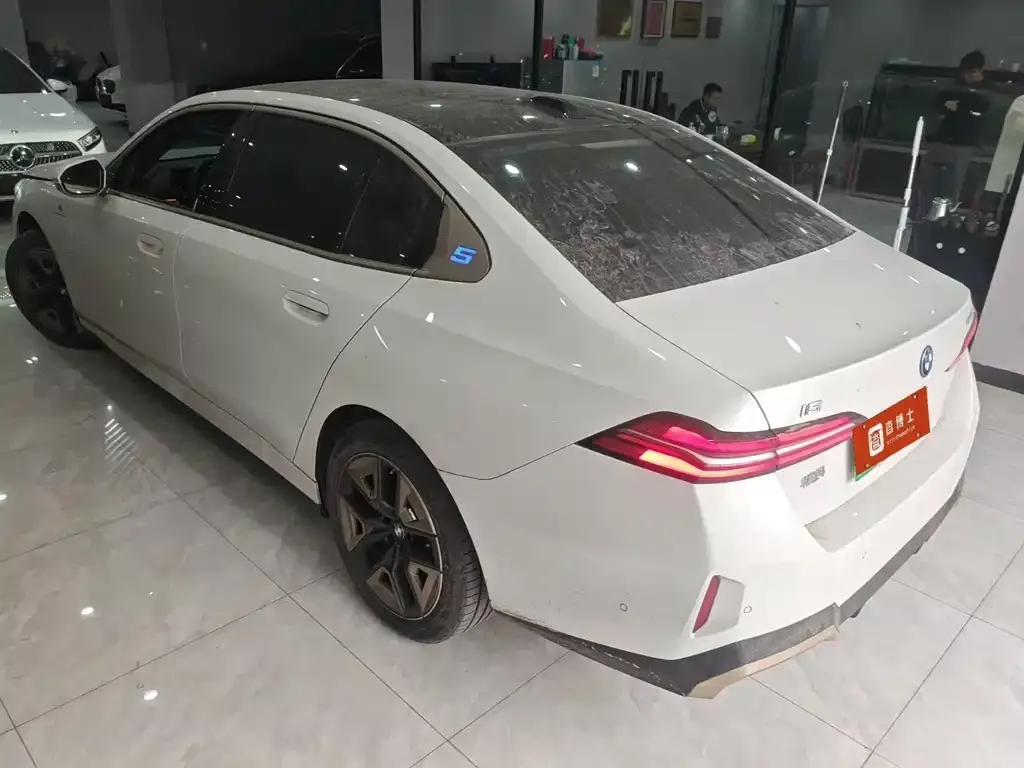 BMW i5 2024 из CN, фото 3