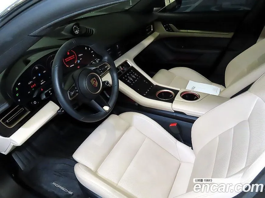 Porsche Taycan 2024 из KR, фото 4