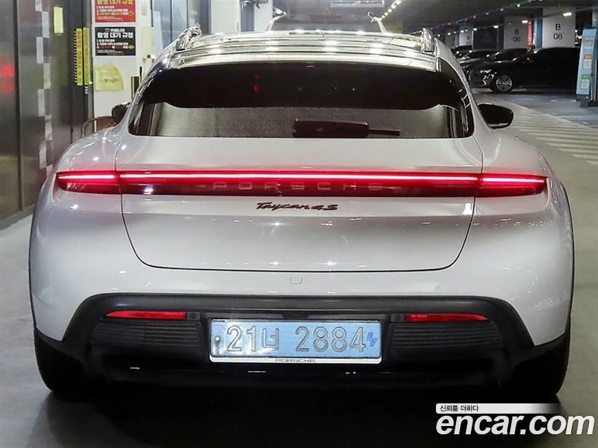 Porsche Taycan 2024 из KR, фото 7