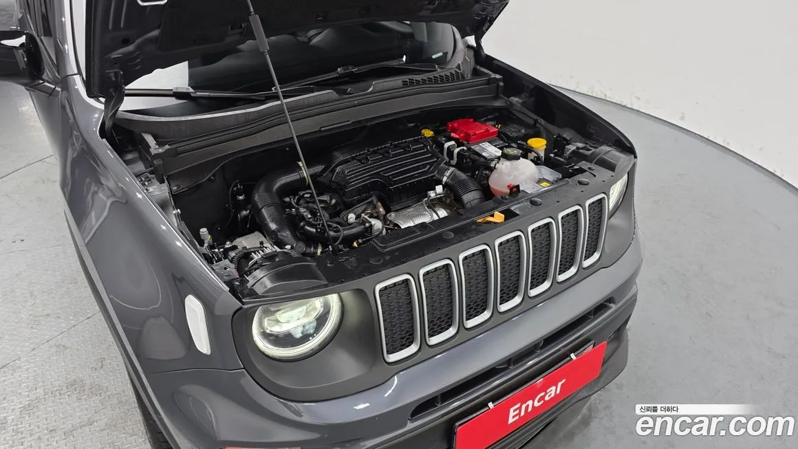 Jeep Renegade 2023 из KR, фото 9