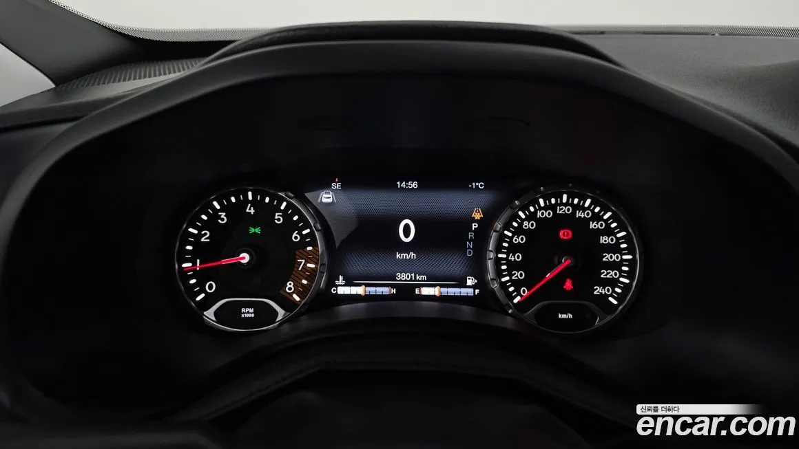 Jeep Renegade 2023 из KR, фото 5