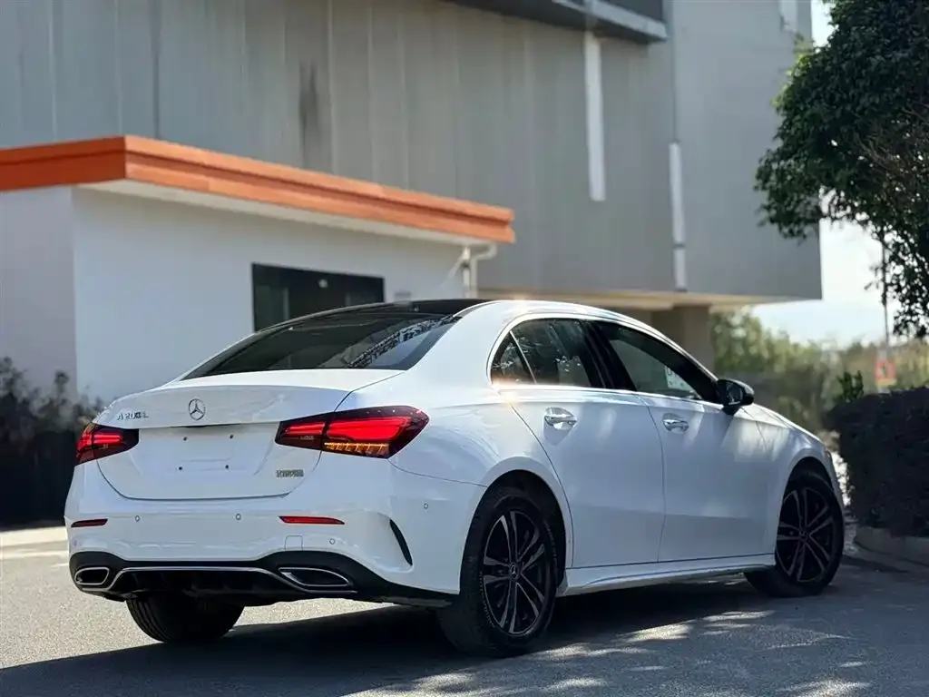 Mercedes-Benz A-Class — фото 5