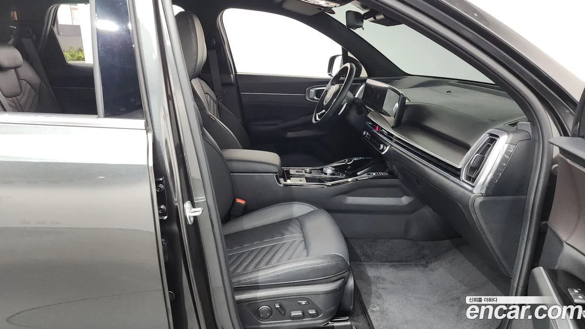 Kia Sorento — фото 10