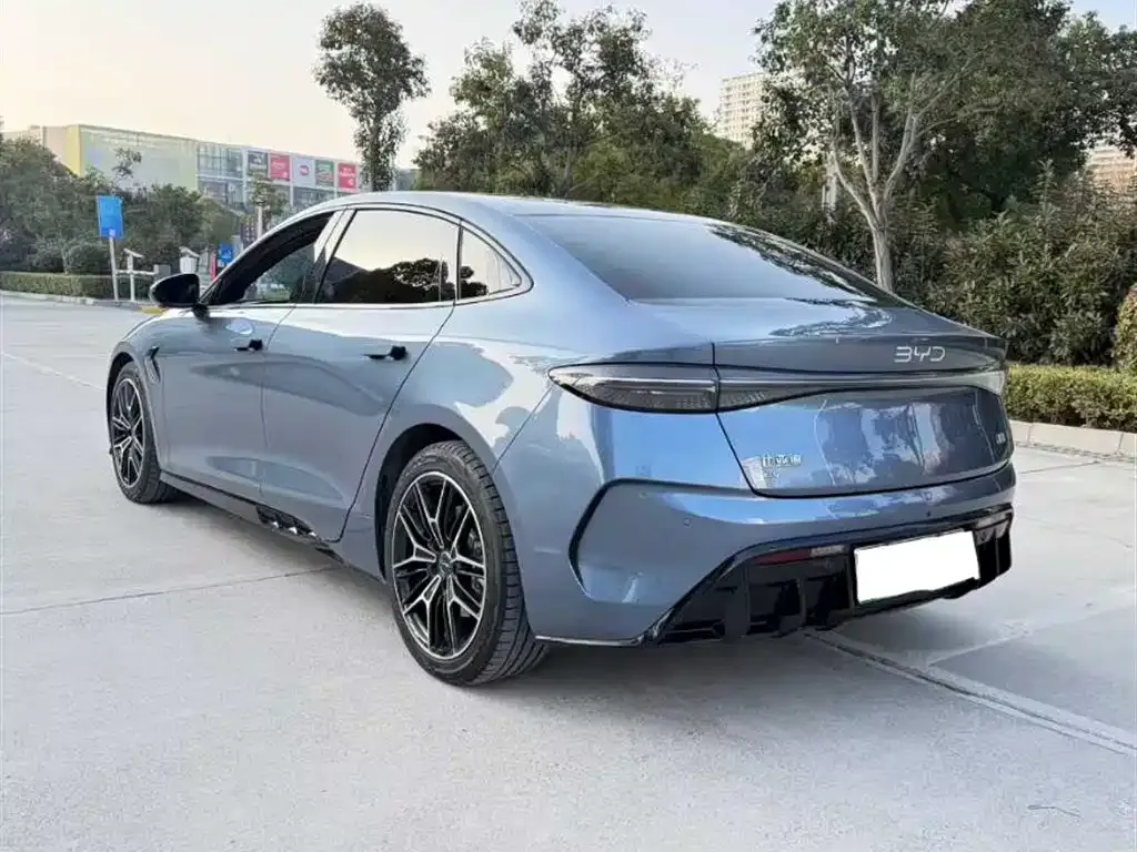 BYD Seal — фото 6