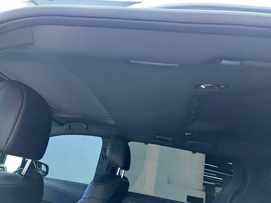 Toyota Sienna 2025 из CN, фото 4