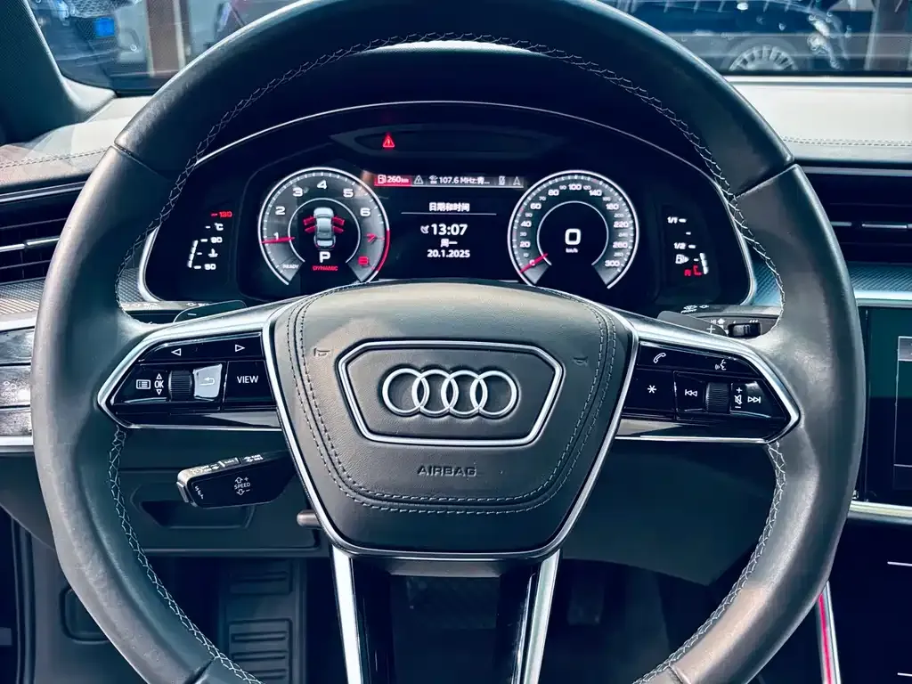 Audi A6L — фото 8