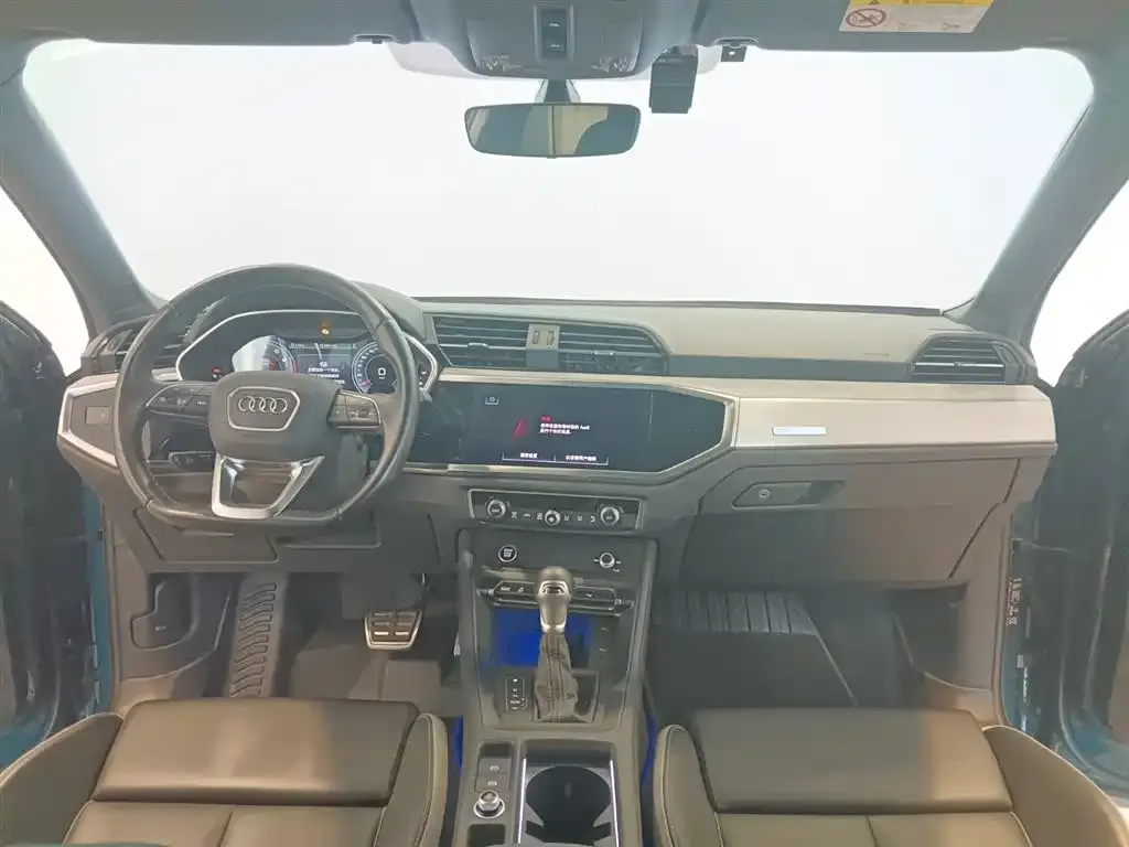 Audi Q3 2023 из CN, фото 3