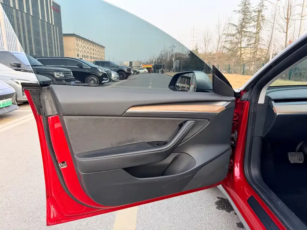 Tesla Model 3 2021 из CN, фото 4