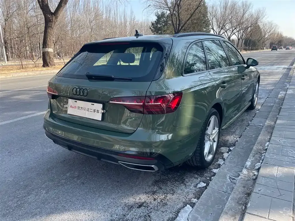Audi A4 (Import) — фото 5