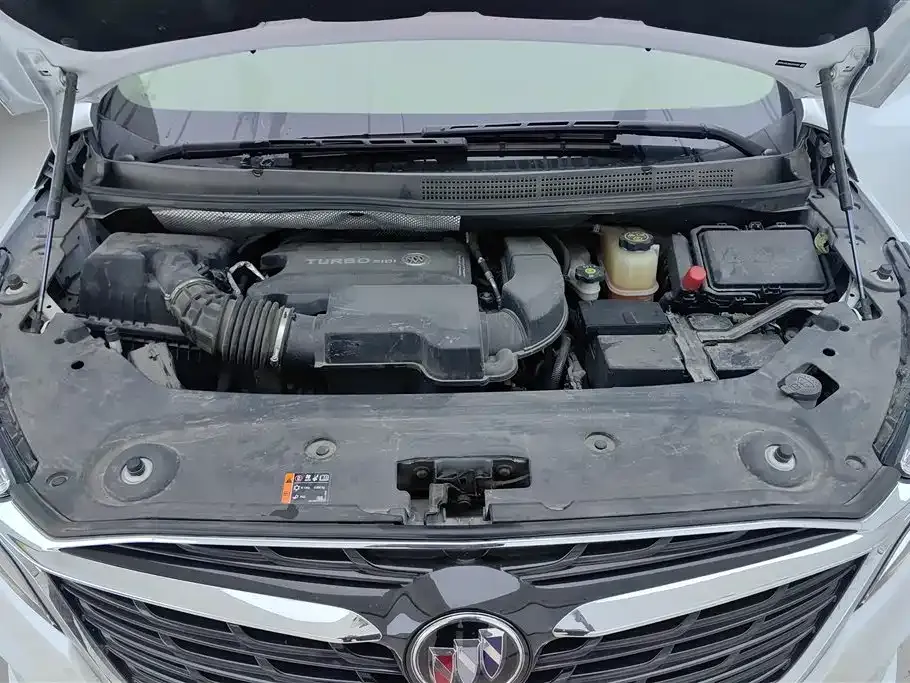 Buick GL8 2021 из CN, фото 8