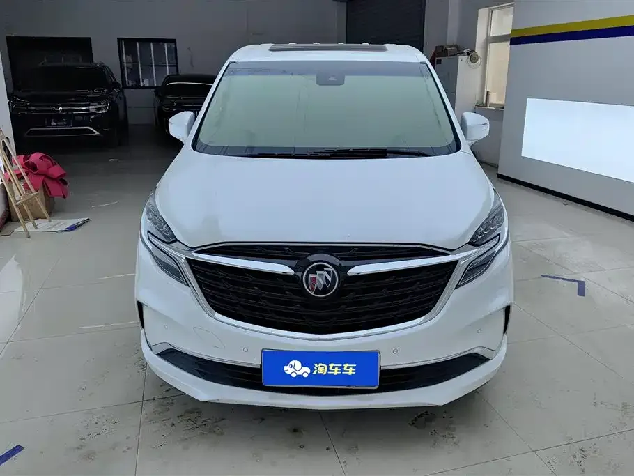 Buick GL8 2021 из CN, фото 2