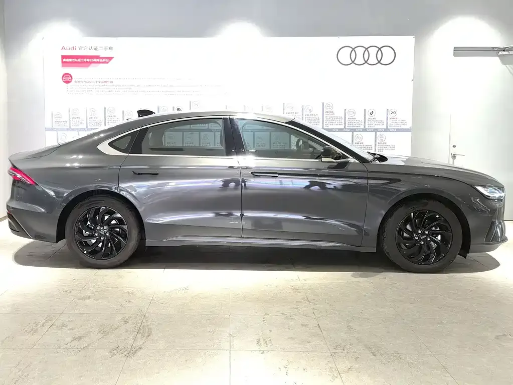 Lincoln Z 2024 из CN, фото 8