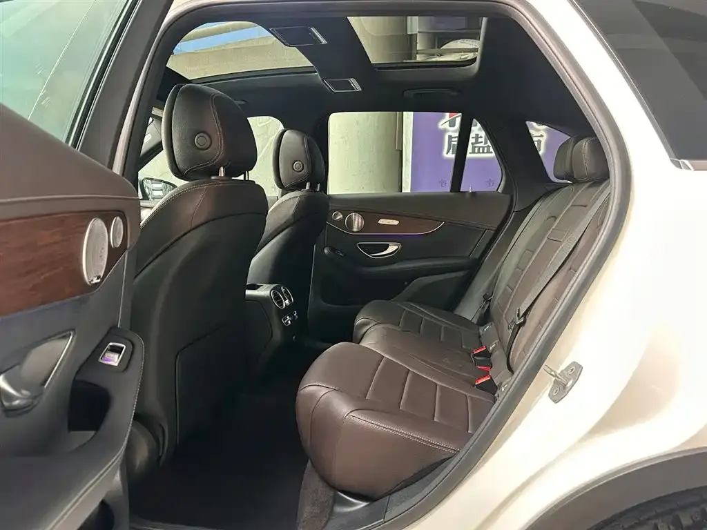 Mercedes-Benz GLC 2021 из CN, фото 2