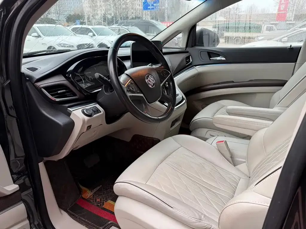 Buick GL8 2022 из CN, фото 9