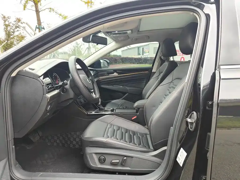 Volkswagen Passat — фото 3