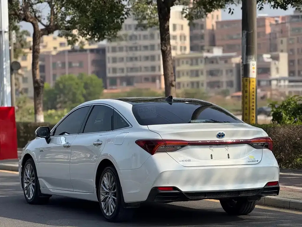 Toyota Avalon 2023 из CN, фото 3
